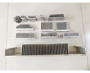 散熱器系列模具